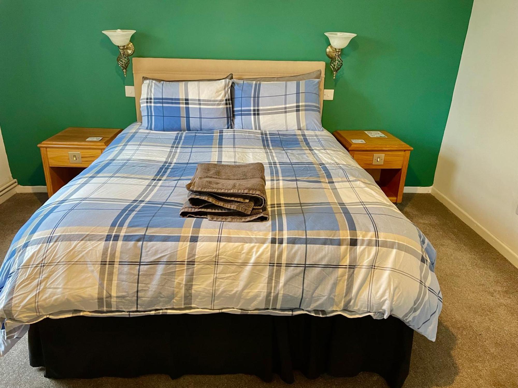 Spacious 3 Bedroom Garden Apartment In Snowdonia National Park Brynkir Dış mekan fotoğraf
